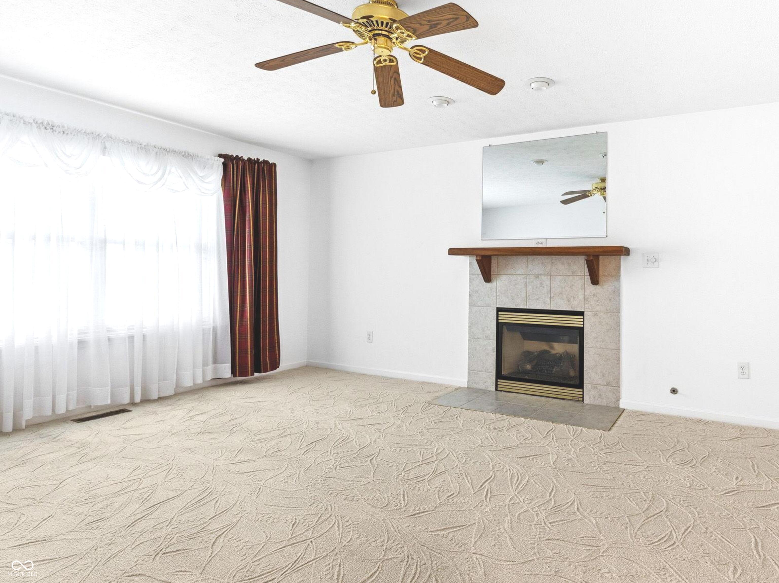 1641 Grindstone Way Greenfield, IN 46140 - Photo 4 of 19