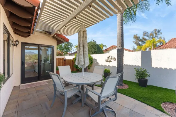 $1,199,900 | 17663 Caminito Hercuba, San Diego, CA 92128