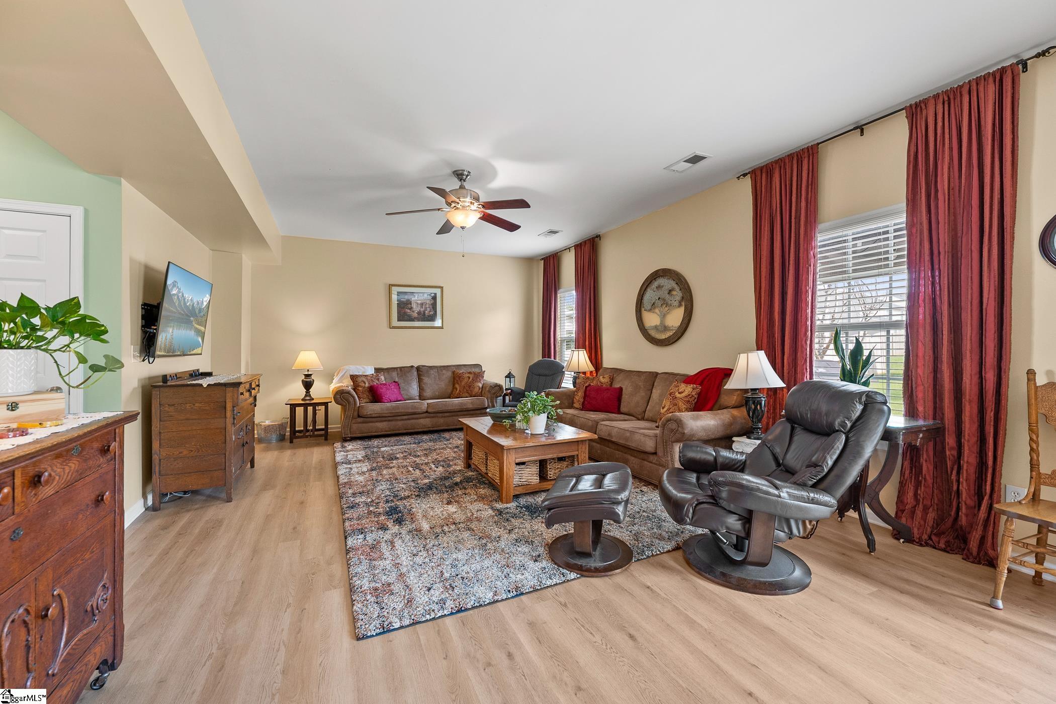 105 Mercer Drive Simpsonville, SC 29681 - Photo 5 of 35