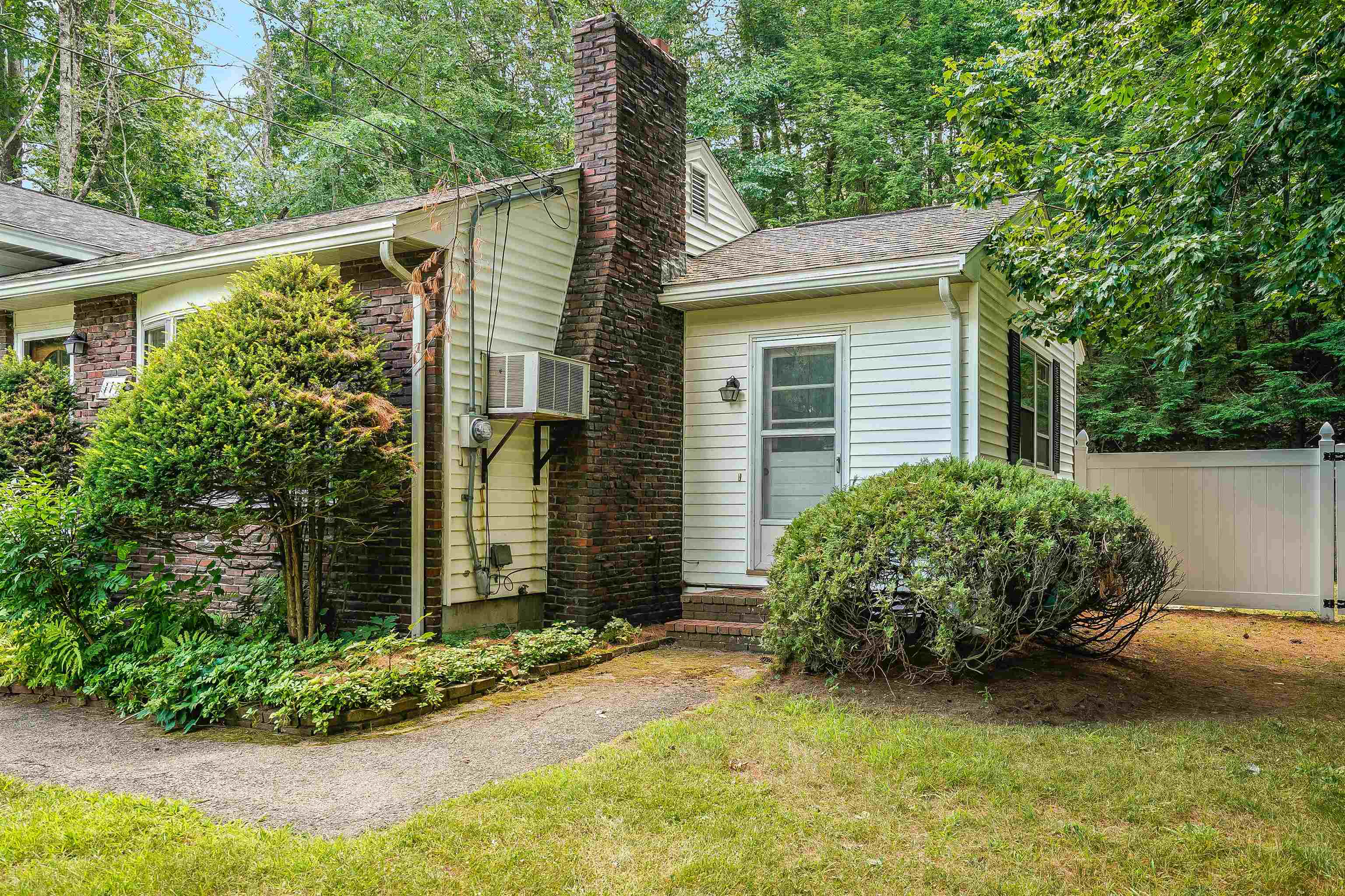 117 Haverhill Road Salem, NH 03079 - Photo 22 of 39