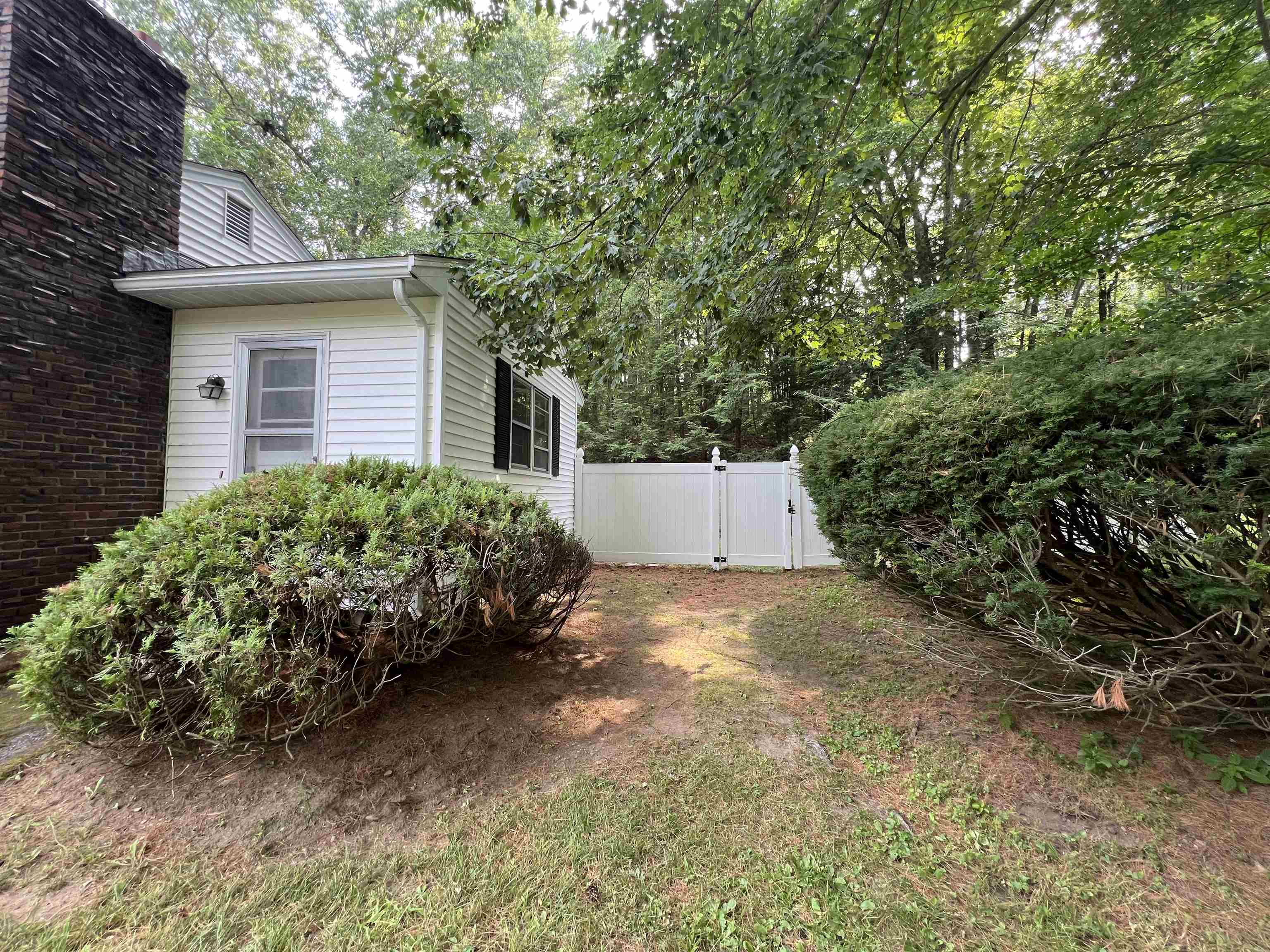 117 Haverhill Road Salem, NH 03079 - Photo 23 of 39