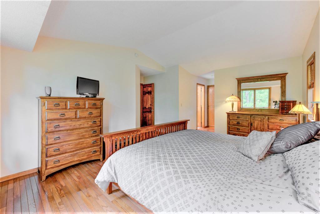 713 Stonewood Road Eagan, MN 55123 - Photo 14 of 32 Gallery Image 14