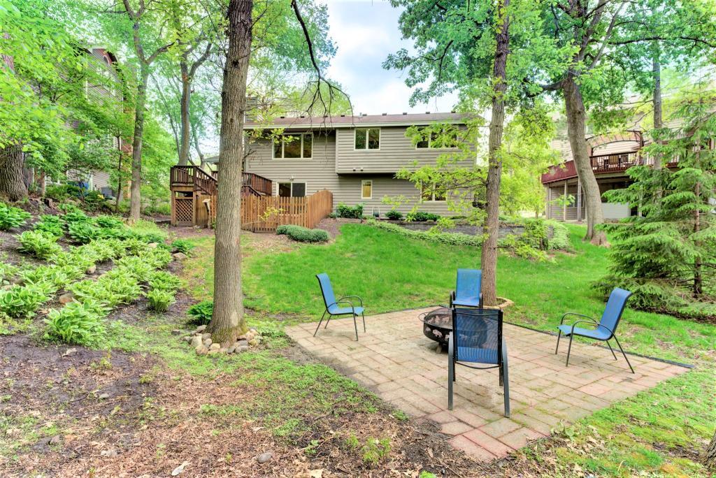 713 Stonewood Road Eagan, MN 55123 - Photo 24 of 32 Gallery Image 24