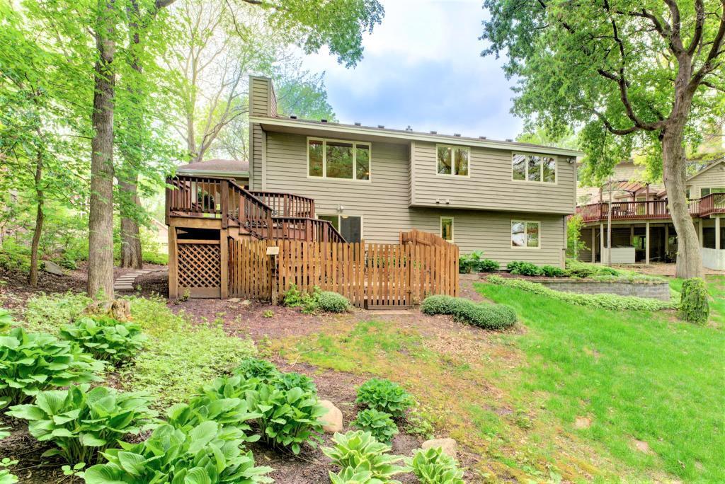 713 Stonewood Road Eagan, MN 55123 - Photo 26 of 32 Gallery Image 26