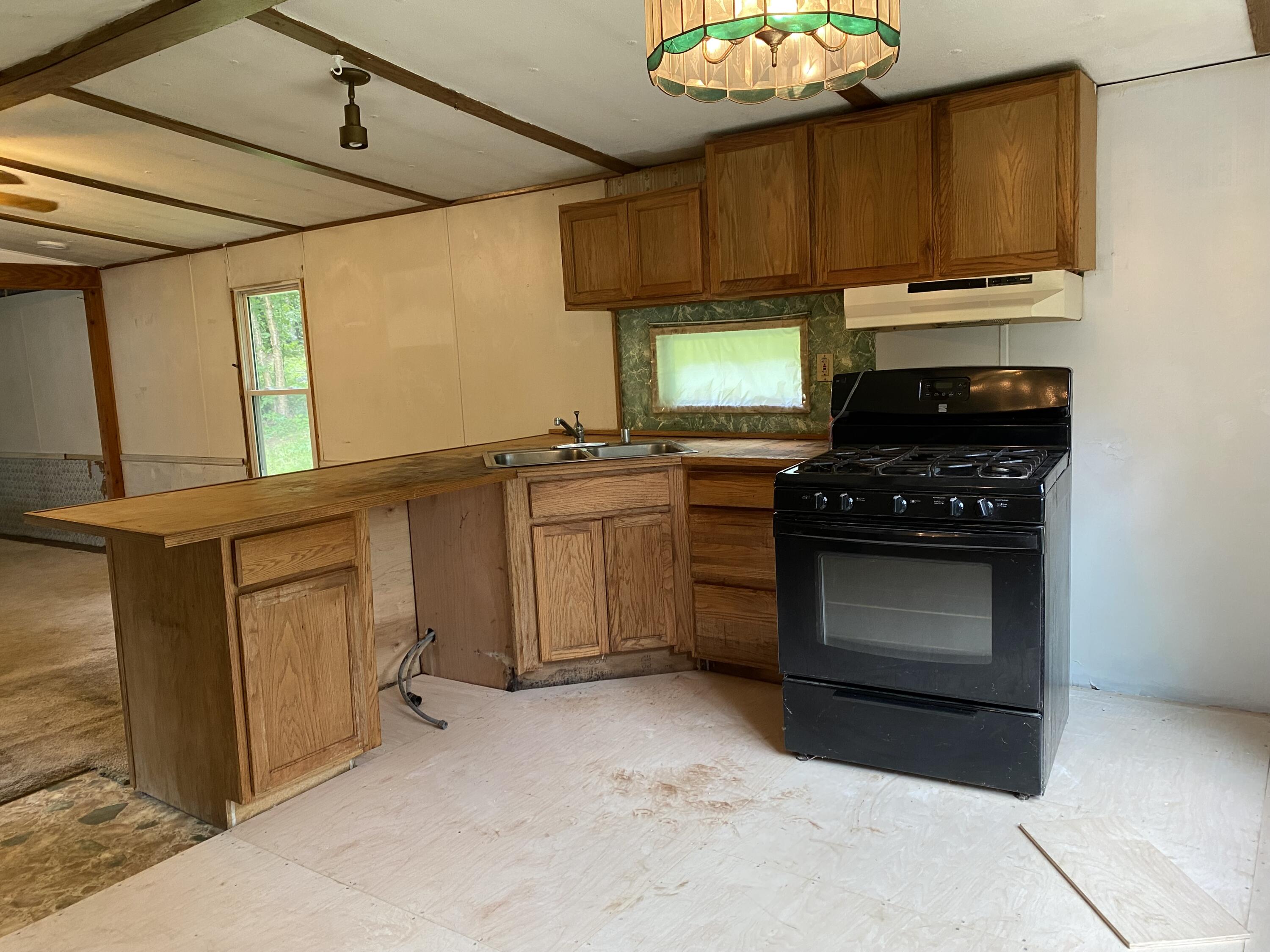327 Dingley Road Bowdoinham, ME 04008 - Photo 17 of 29 Kitchen