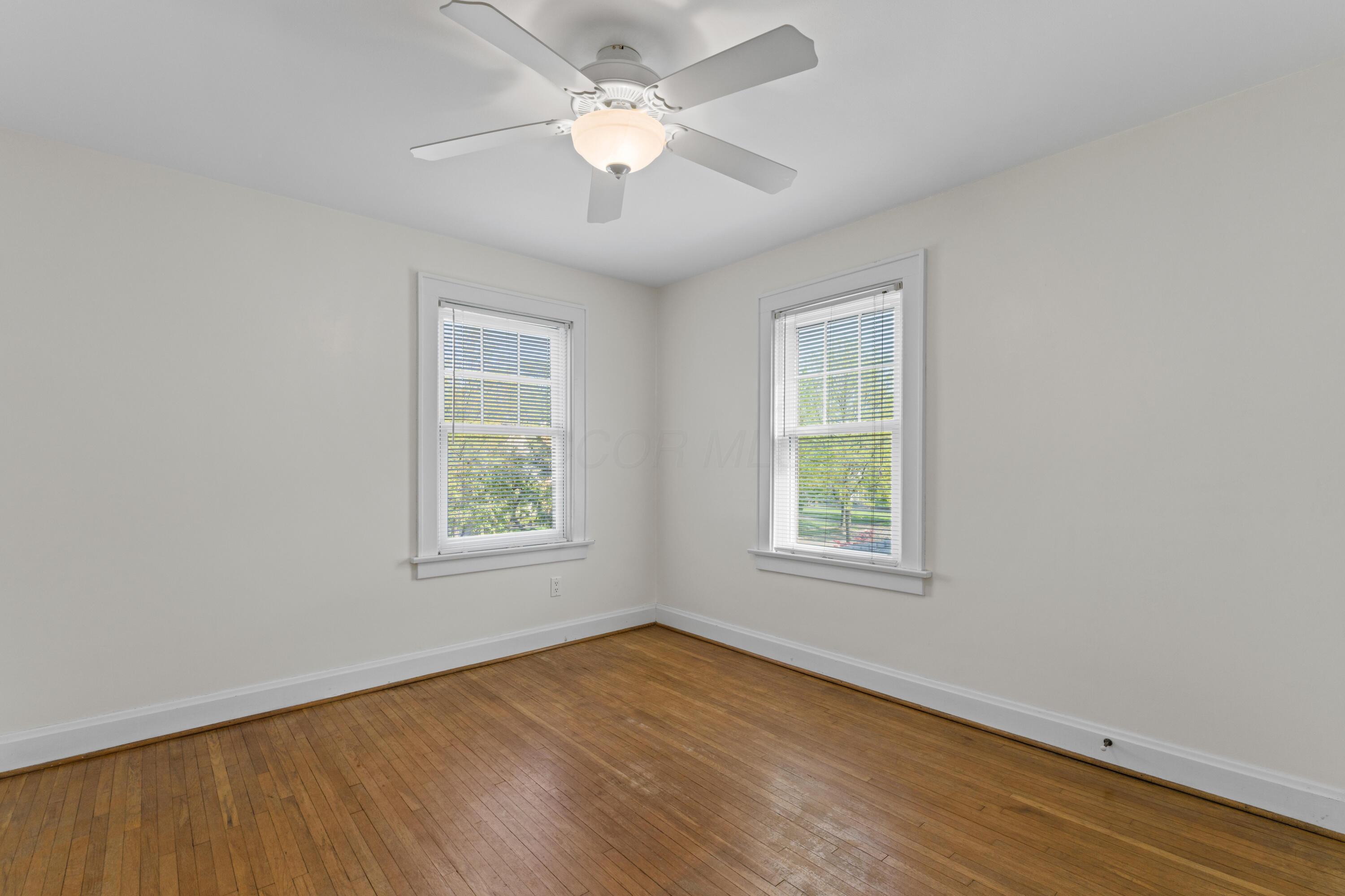 949 South Cassingham Road Columbus, OH 43209 - Photo 31 of 52 Bedroom #3