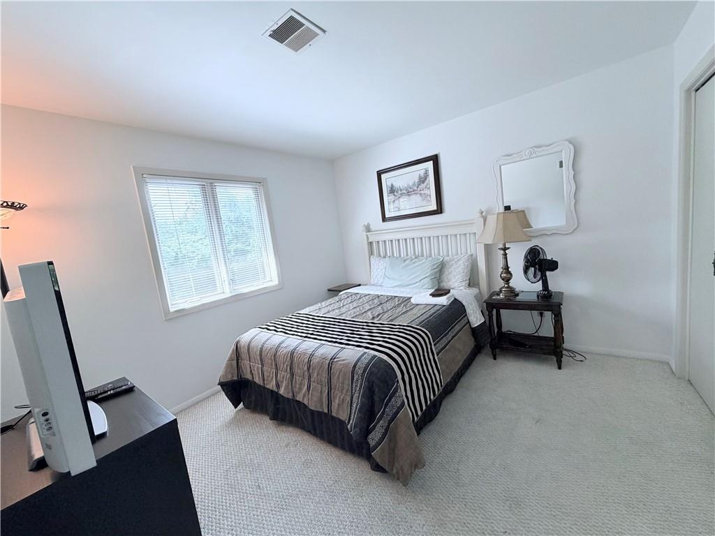 3907 Northeast Beach Road Lee's Summit, MO 64064 - Photo 16 of 38 Gallery Image 16