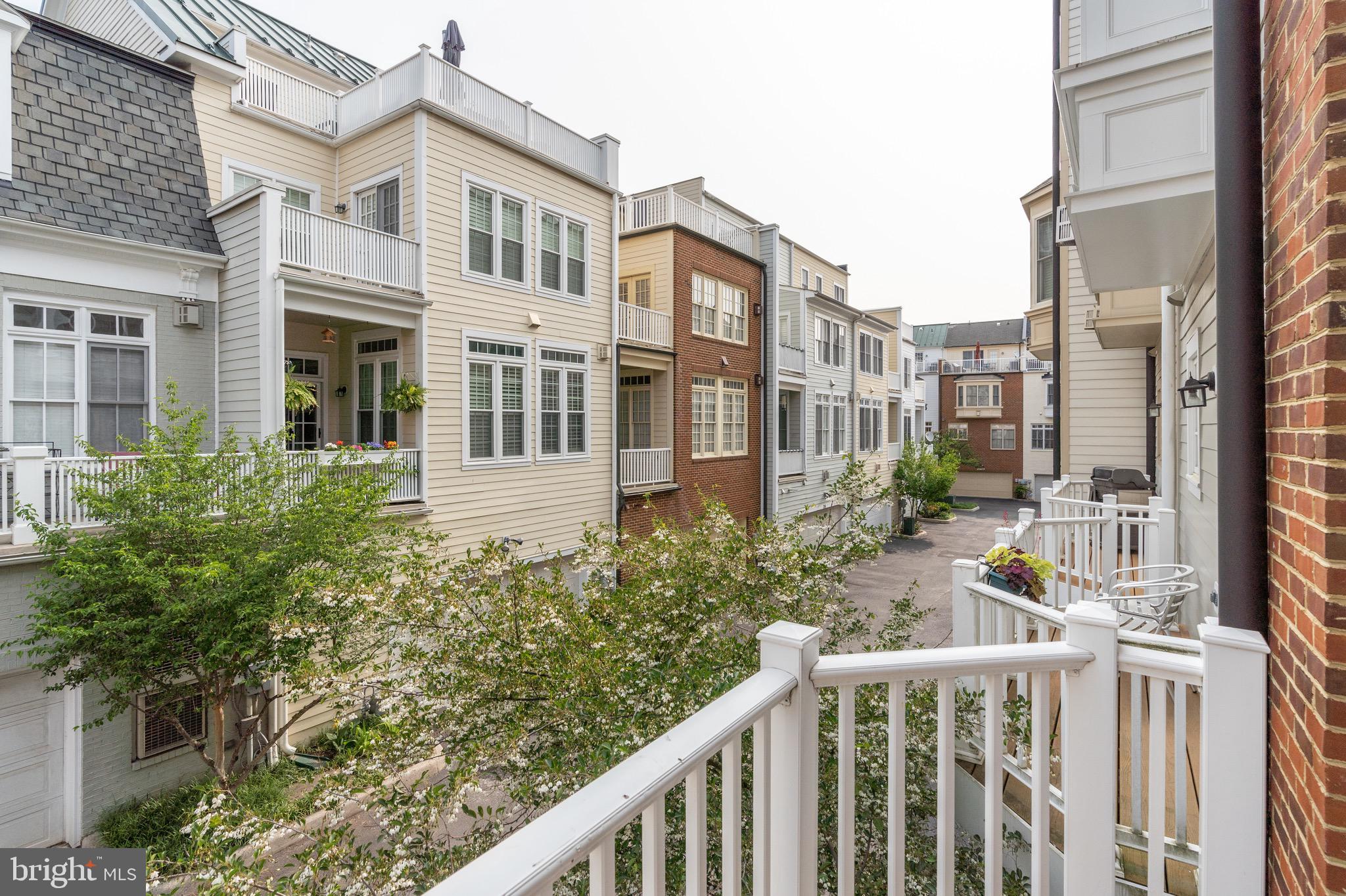 725 Carpenter Road Alexandria, VA 22314 - Photo 16 of 36 Views from your private balcony
