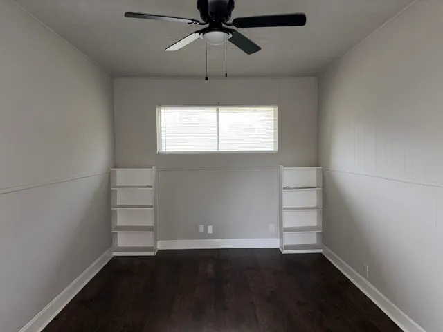 $1,975 | 6122 Glenhurst Drive, Houston, TX 77033