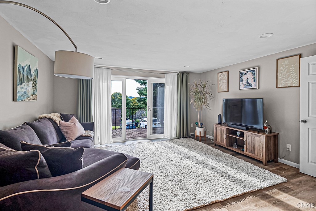 62 Chestnut Road New Hartford, NY 13413 - Photo 17 of 31