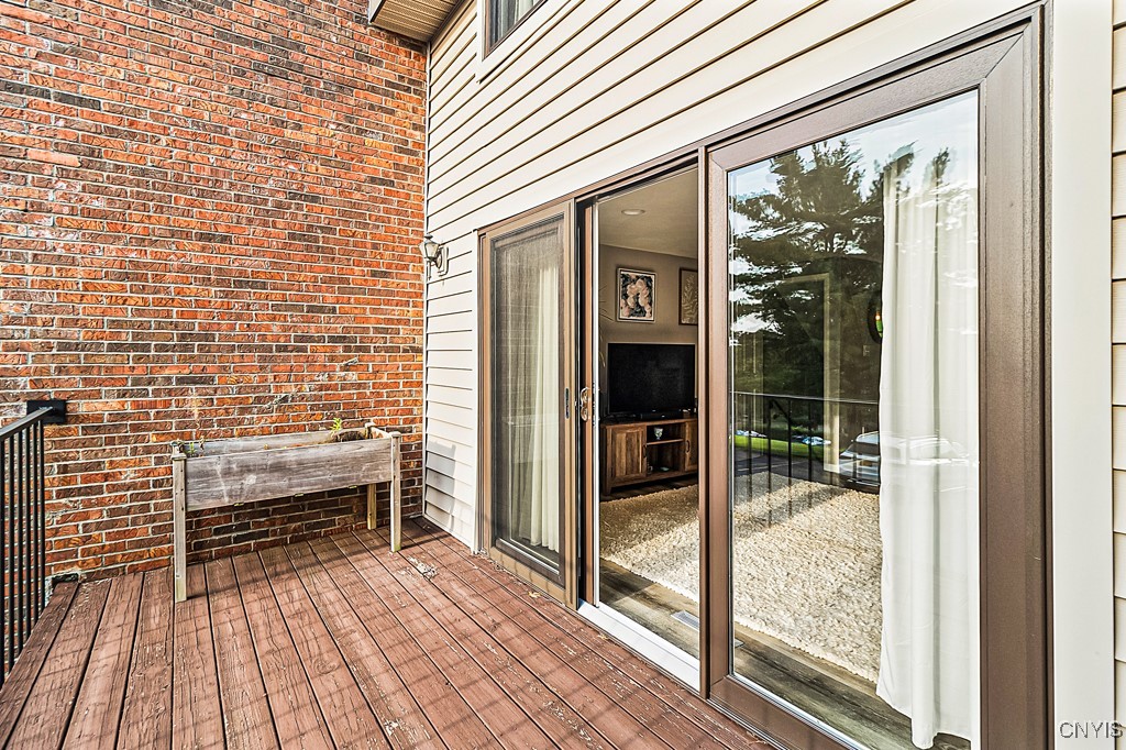 62 Chestnut Road New Hartford, NY 13413 - Photo 18 of 31