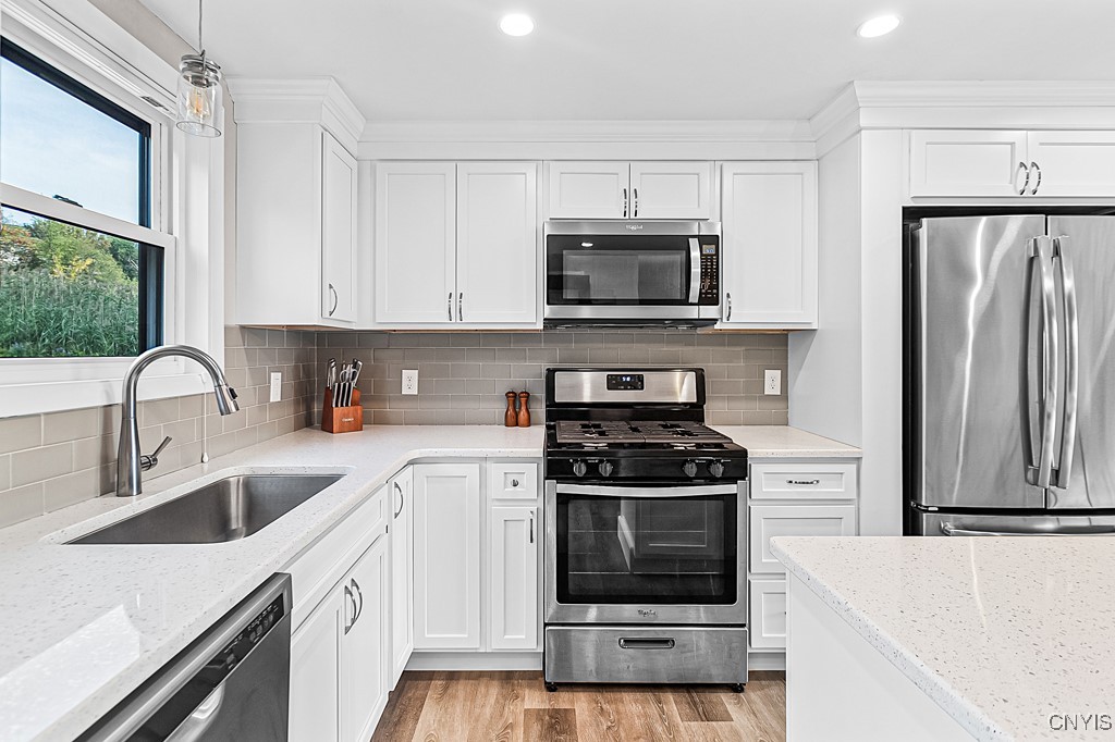 62 Chestnut Road New Hartford, NY 13413 - Photo 6 of 31