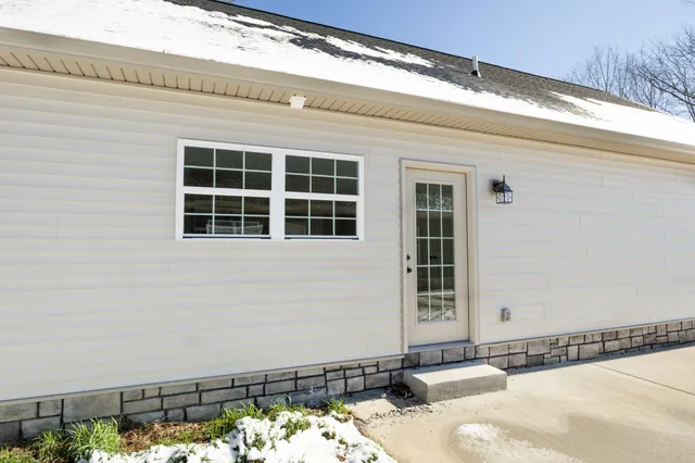 $349,900 | 130 Mazie Drive, Lafayette, TN 37083