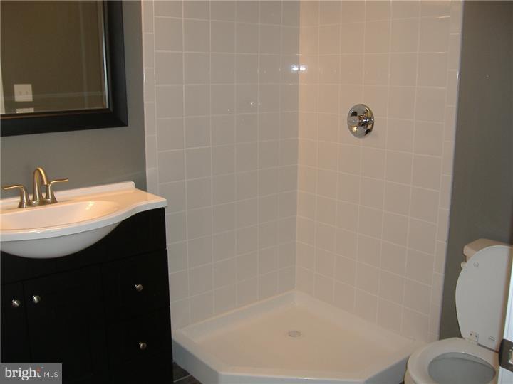 55 Gaping Rock Road Levittown, PA 19057 - Photo 21 of 25 Bathroom
