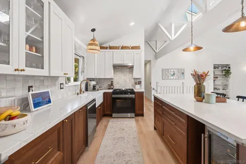 $2,295,000 | 3540 Ridgecrest Drive, Carlsbad, CA 92008