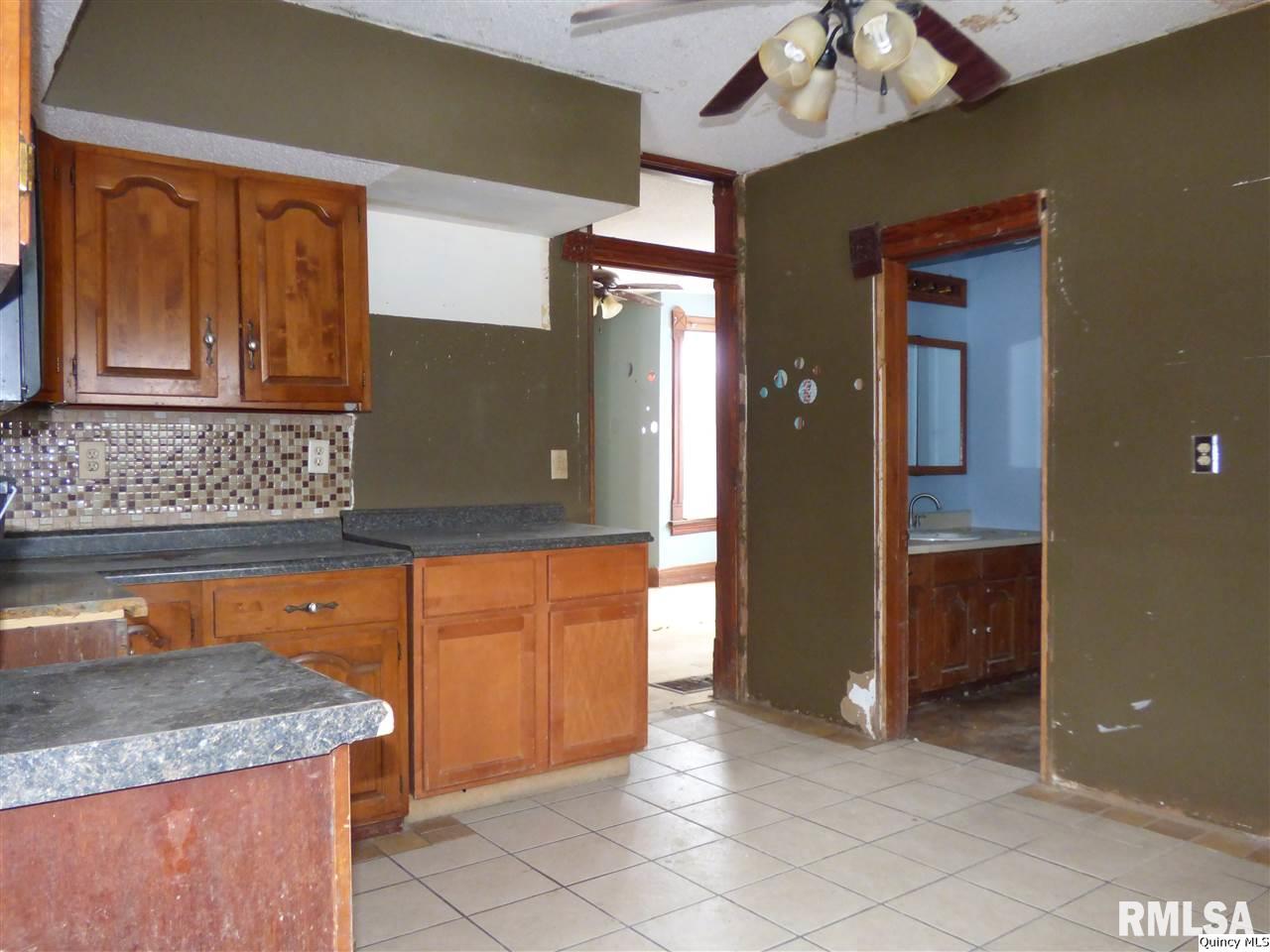 322 North Ohio Street Camp Point, IL 62320 - Photo 13 of 28 Gallery Image 13