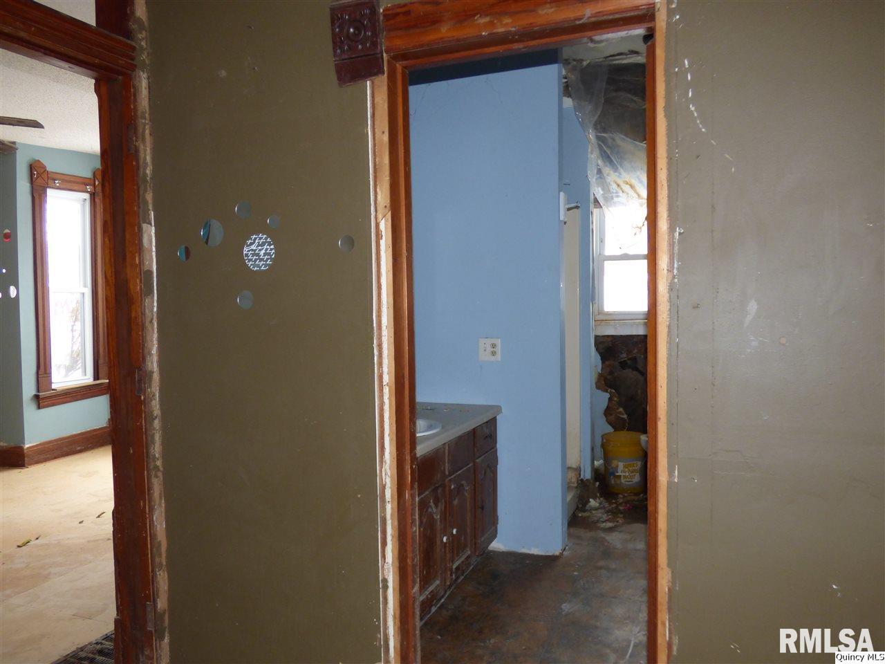322 North Ohio Street Camp Point, IL 62320 - Photo 16 of 28 Gallery Image 16