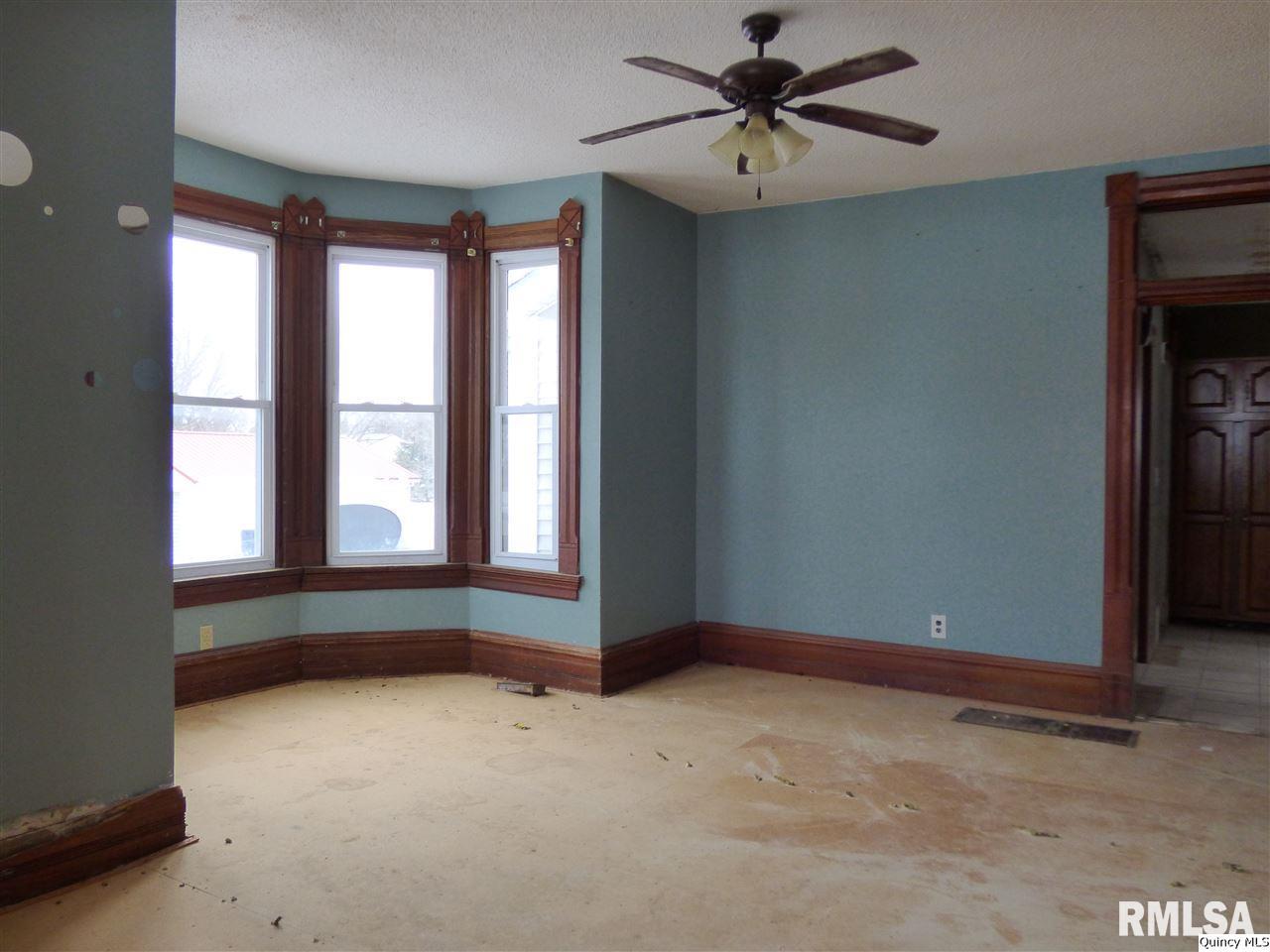 322 North Ohio Street Camp Point, IL 62320 - Photo 8 of 28 Gallery Image 8