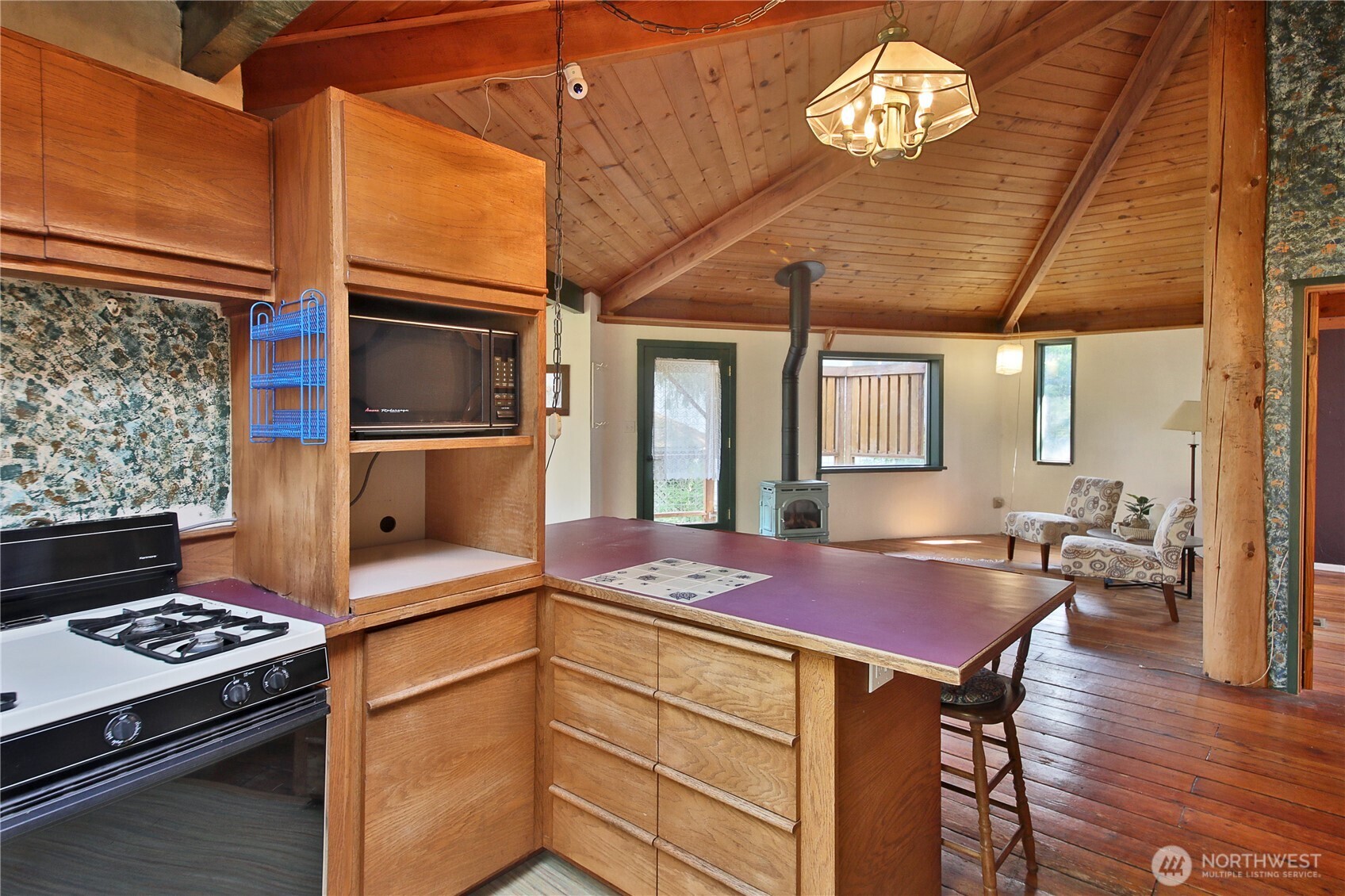 3634 Harper Street Clinton, WA 98236 - Photo 8 of 32
