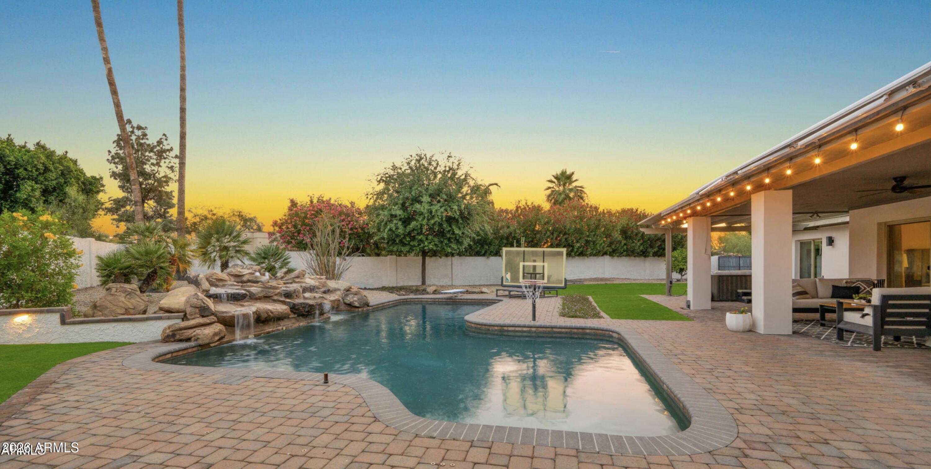 4301 E Mountain View Rd | 85028