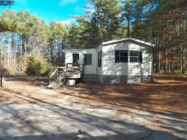 $259,400 | 520 Green Mountain Road, Effingham, NH 03882