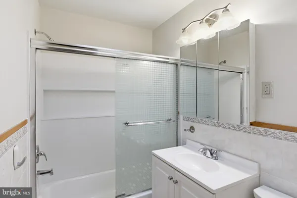 $2,400 | 3351 Morning Glory Road, Philadelphia, PA 19154