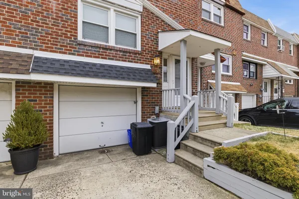 $2,400 | 3351 Morning Glory Road, Philadelphia, PA 19154