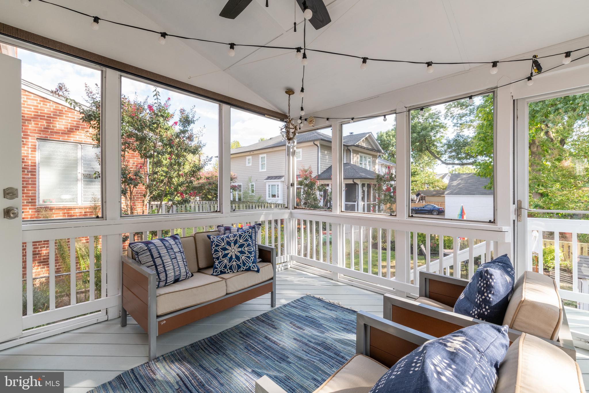 205 East Spring Street Alexandria, VA 22301 - Photo 22 of 51 Screen Porch