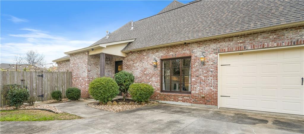 41520 Rue Chene Ponchatoula, LA 70454 - Photo 2 of 27 Gallery Image 2