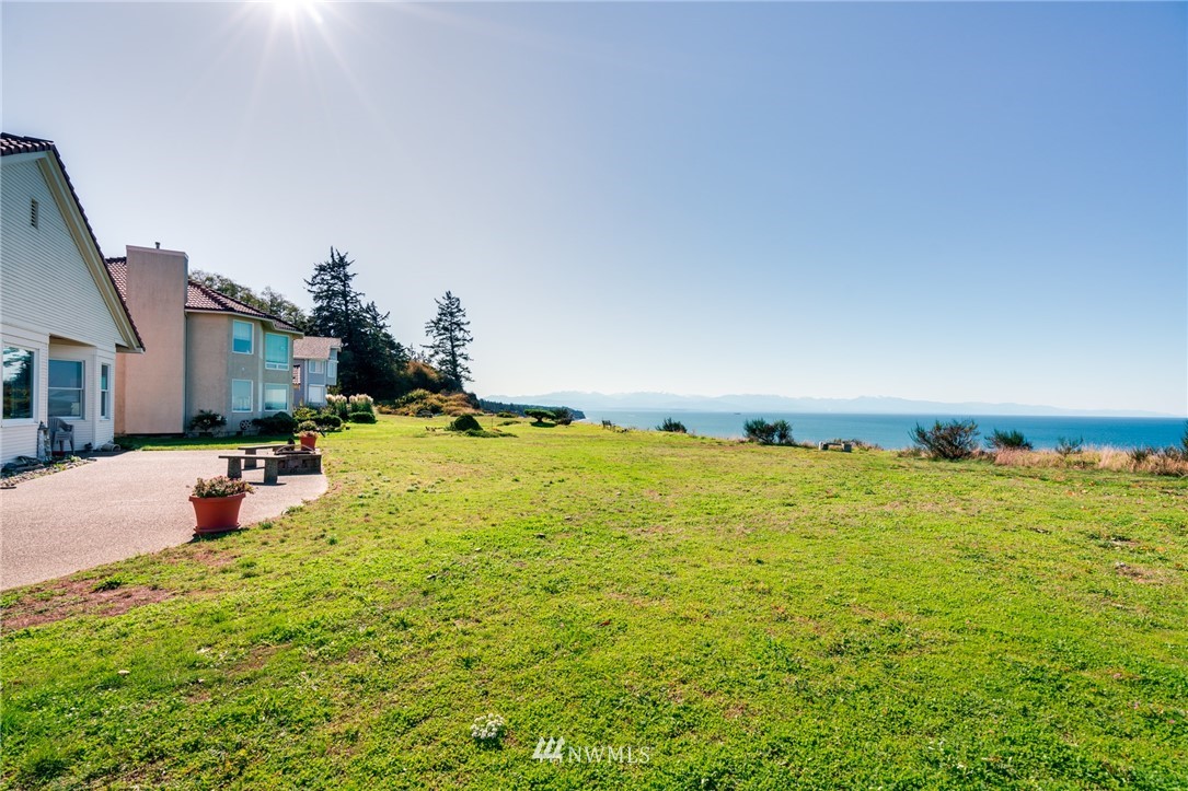 2175 West Beach Road Oak Harbor, WA 98277 - Photo 23 of 25 Gallery Image 23