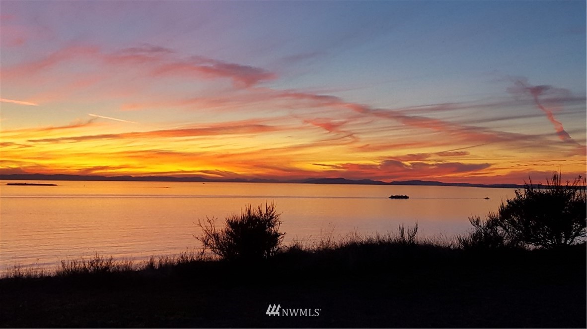 2175 West Beach Road Oak Harbor, WA 98277 - Photo 25 of 25 Gallery Image 25
