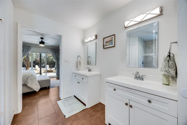 $499,000 | 137 West Oak Drive, Cedar Creek, TX 78612
