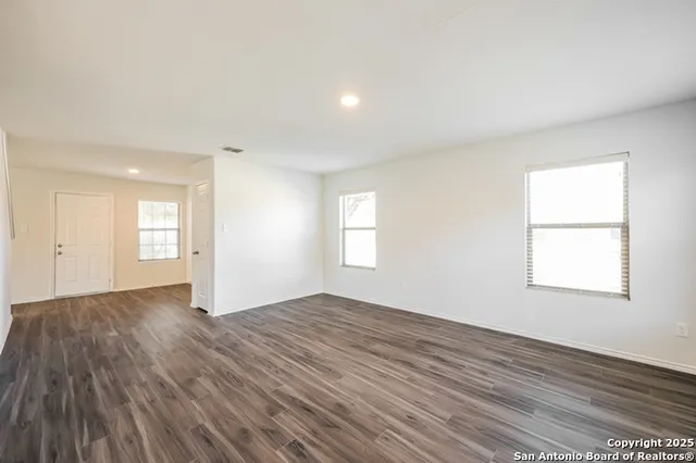 $1,630 | 8907 Ashley Wilkes, San Antonio, TX 78221