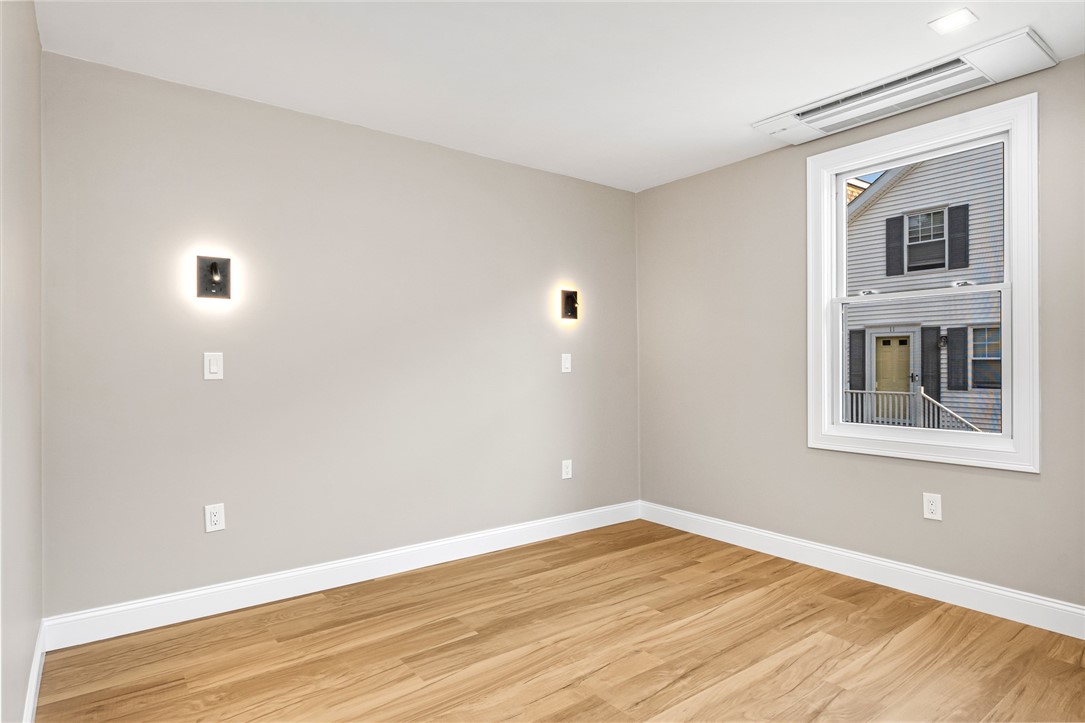 6 Potter Street Newport, RI 02840 - Photo 8 of 22 1st Floor Bedroom