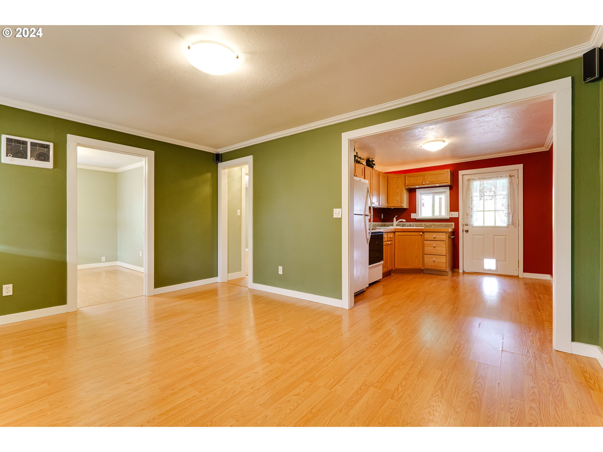 2420 D Street Springfield, OR 97477 - Photo 12 of 37
