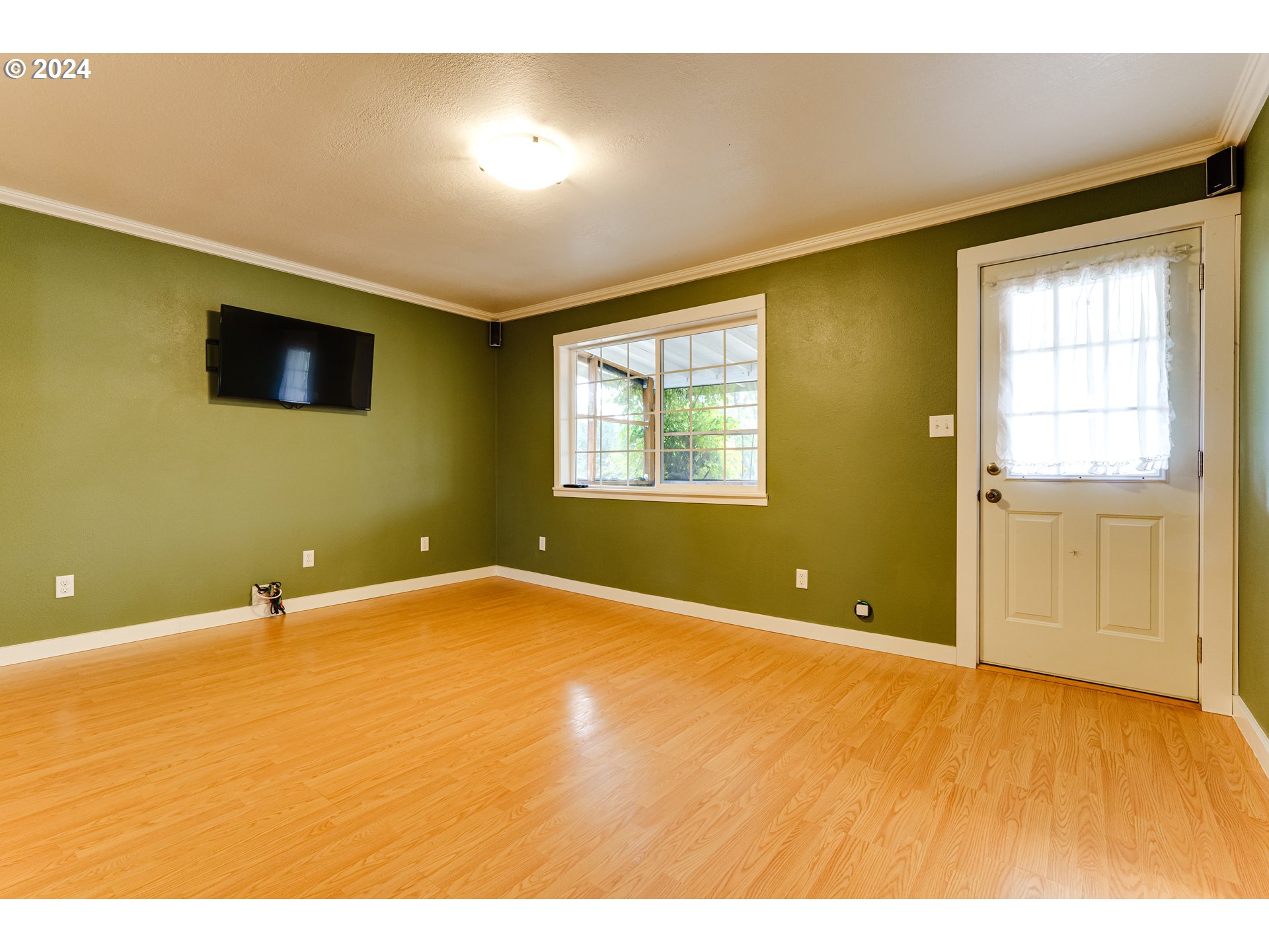 2420 D Street Springfield, OR 97477 - Photo 20 of 37