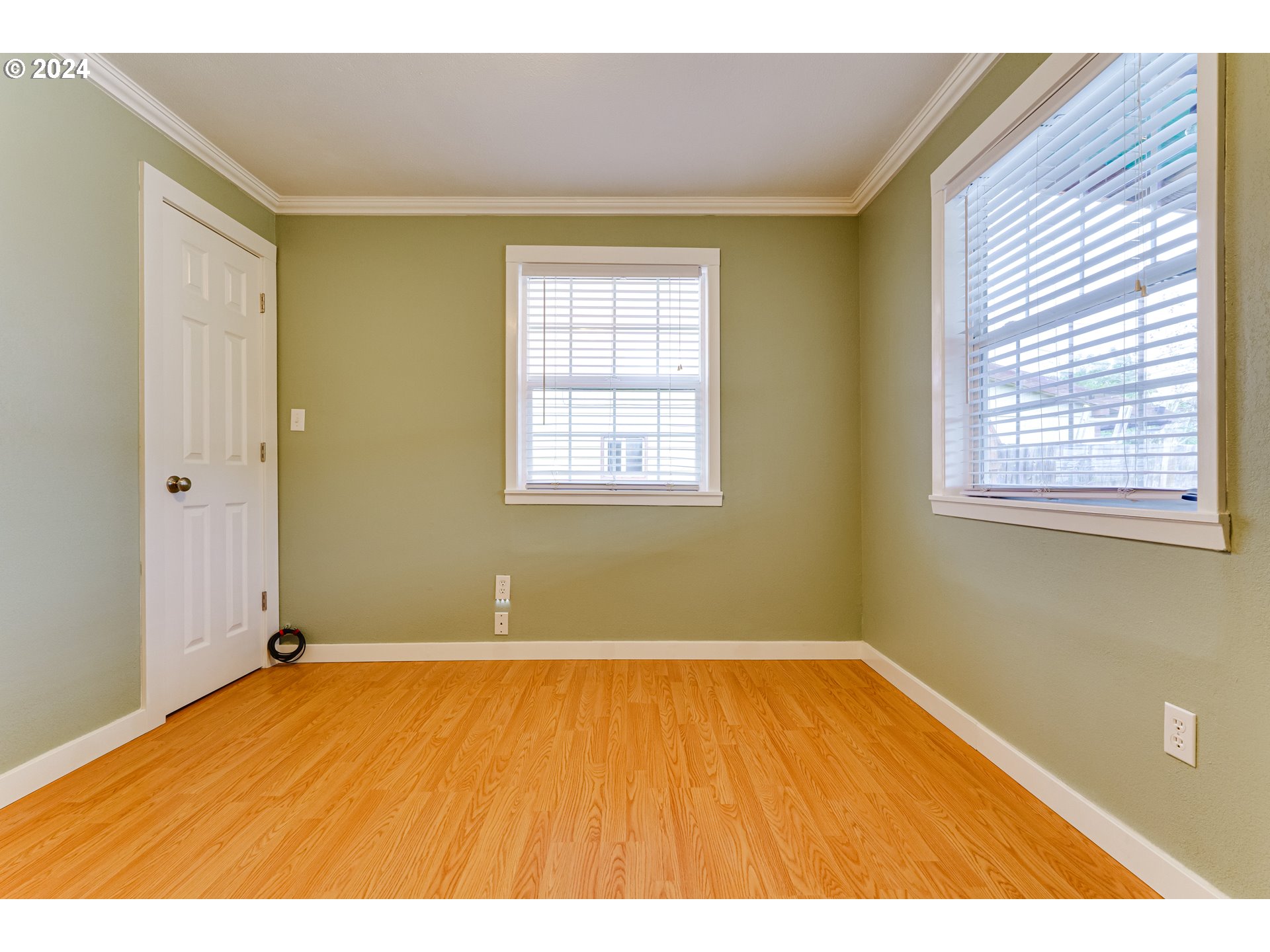 2420 D Street Springfield, OR 97477 - Photo 29 of 37