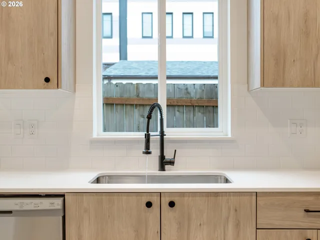 $799,900 | 5871 Northeast Prescott Street, Portland, OR 97218