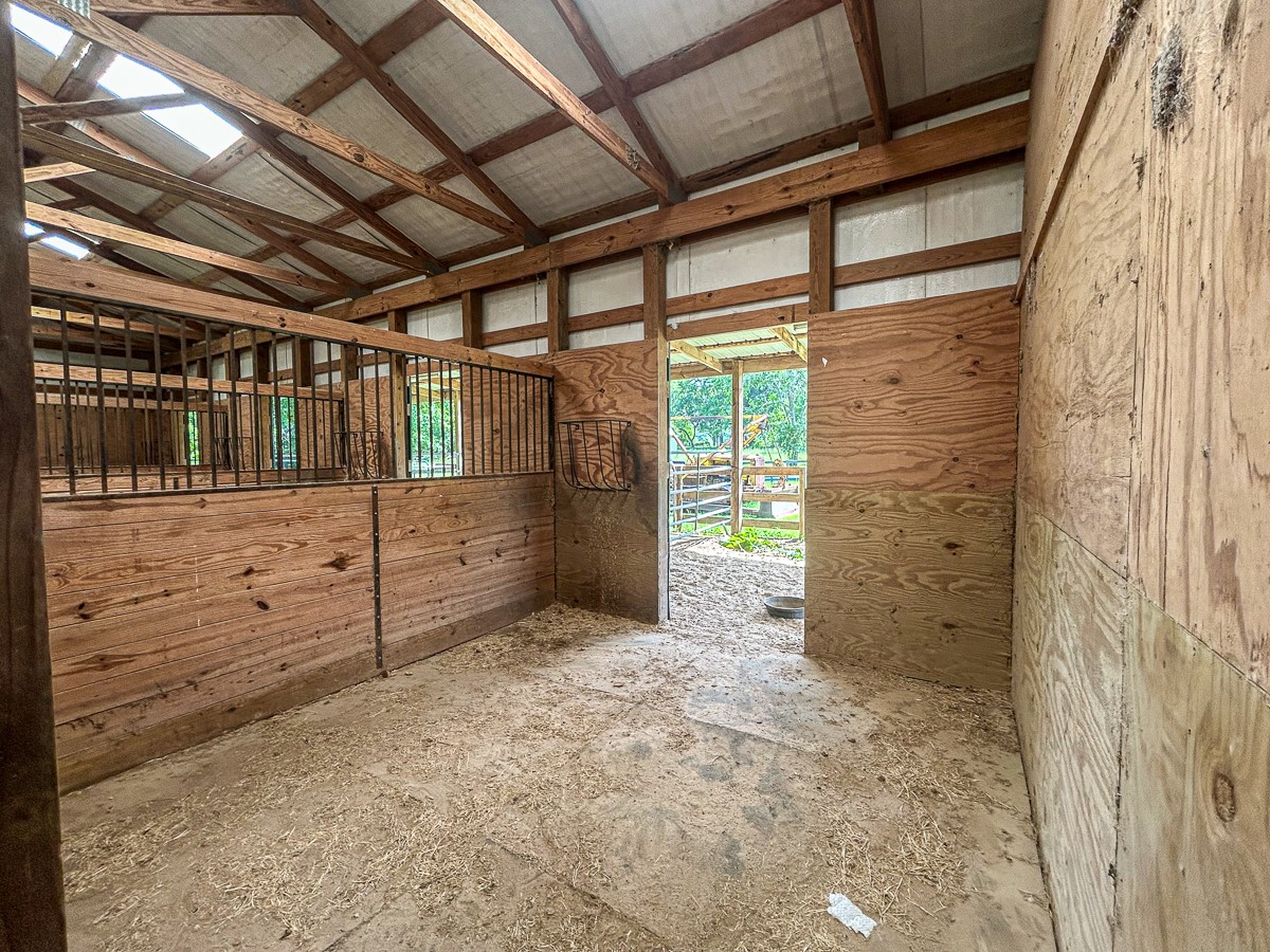 0 Fm 3179 Huntsville, TX 77340 - Photo 6 of 27 a view of an empty room