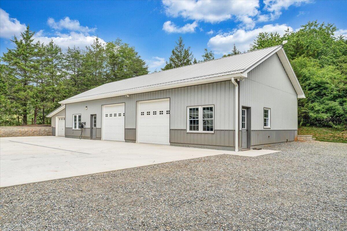 363 Farmington Road Hardy, VA 24101 - Photo 48 of 73 57-MIB01116