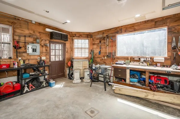 $420,000 | 16 Douglas Drive, Barnstead, NH 03225