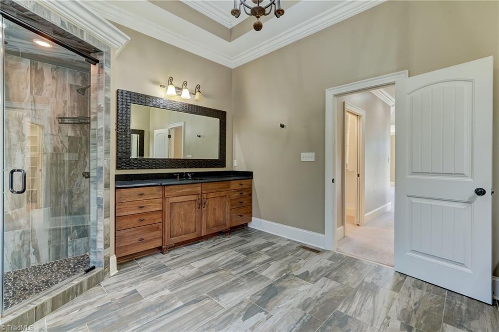 2510 Duck Club Road Greensboro, NC 27410 - Photo 28 of 50 Primary Bathroom