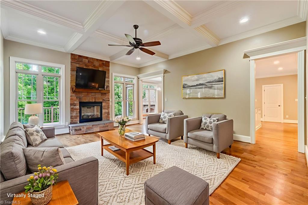 2510 Duck Club Road Greensboro, NC 27410 - Photo 9 of 50 Living Room