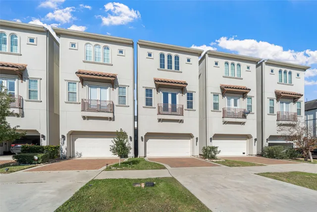 $3,500 | 1107 West 16th Street, Houston, TX 77008