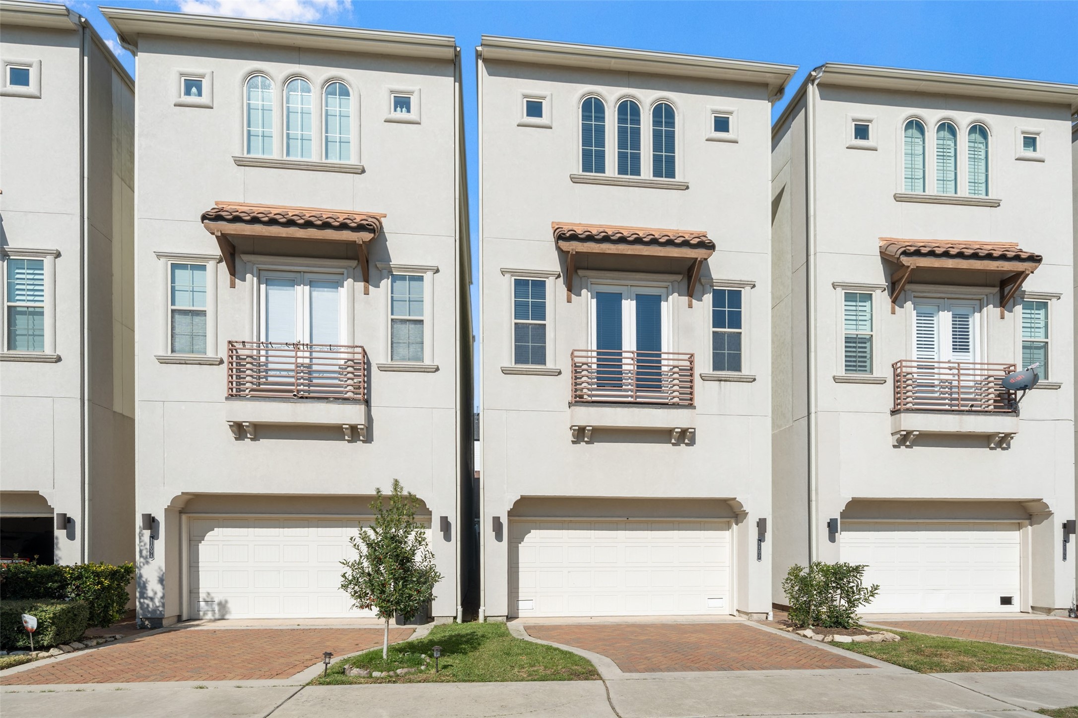 1107 West 16th Street Houston, TX 77008 - Photo 2 of 29