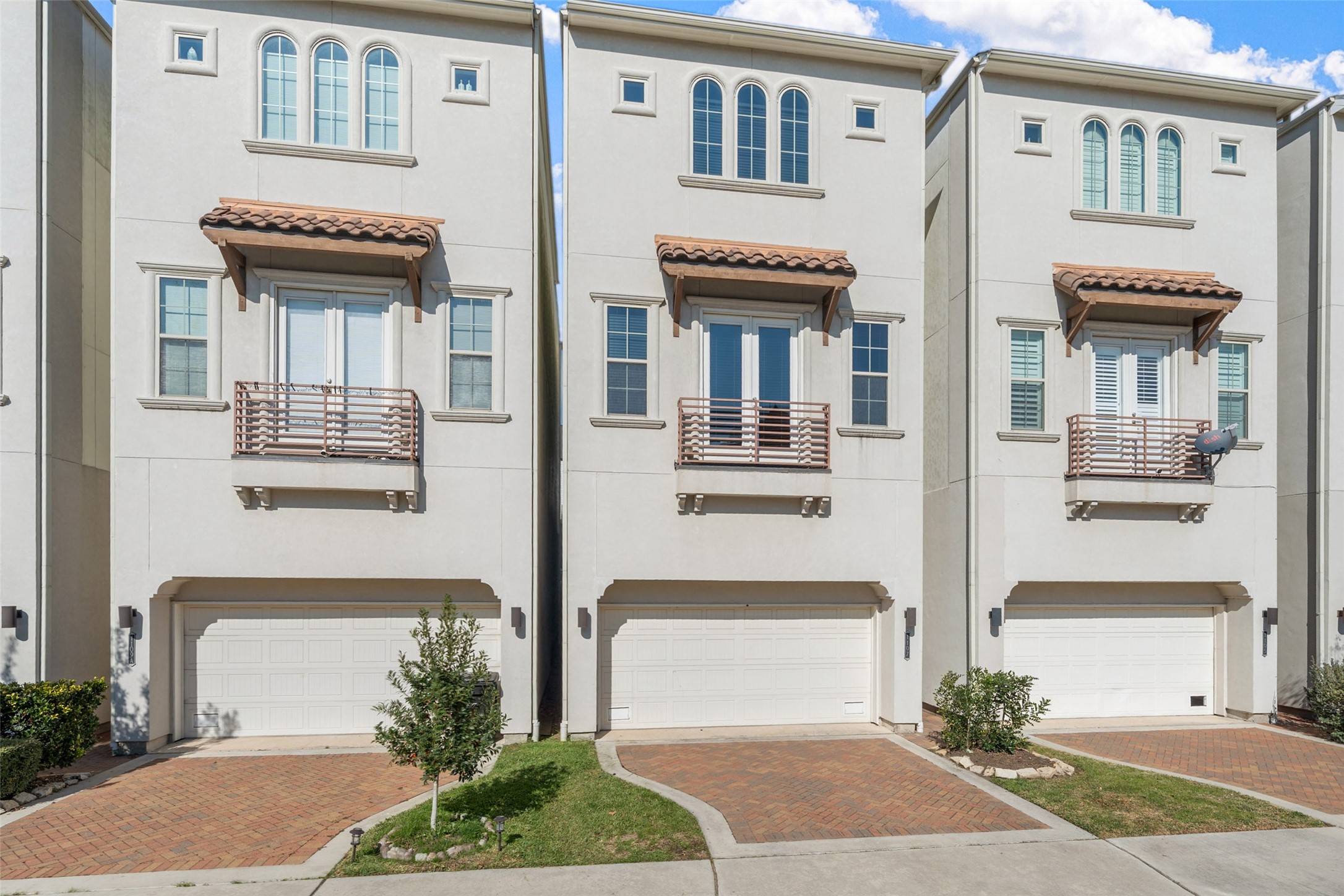 1107 West 16th Street Houston, TX 77008 - Photo 3 of 29