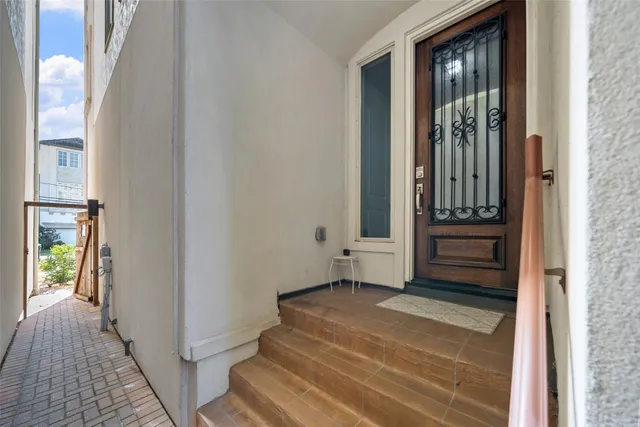 $3,500 | 1107 West 16th Street, Houston, TX 77008