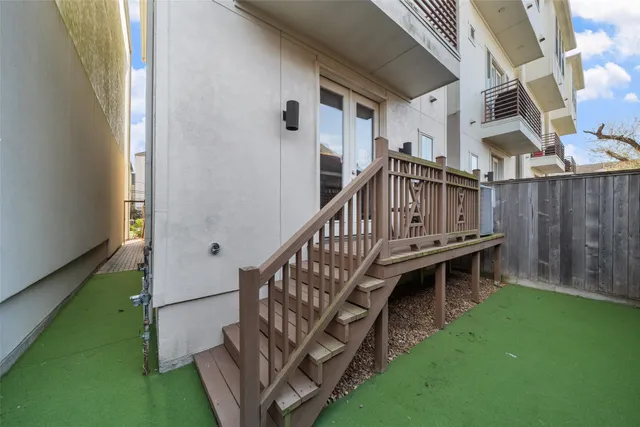 $3,500 | 1107 West 16th Street, Houston, TX 77008