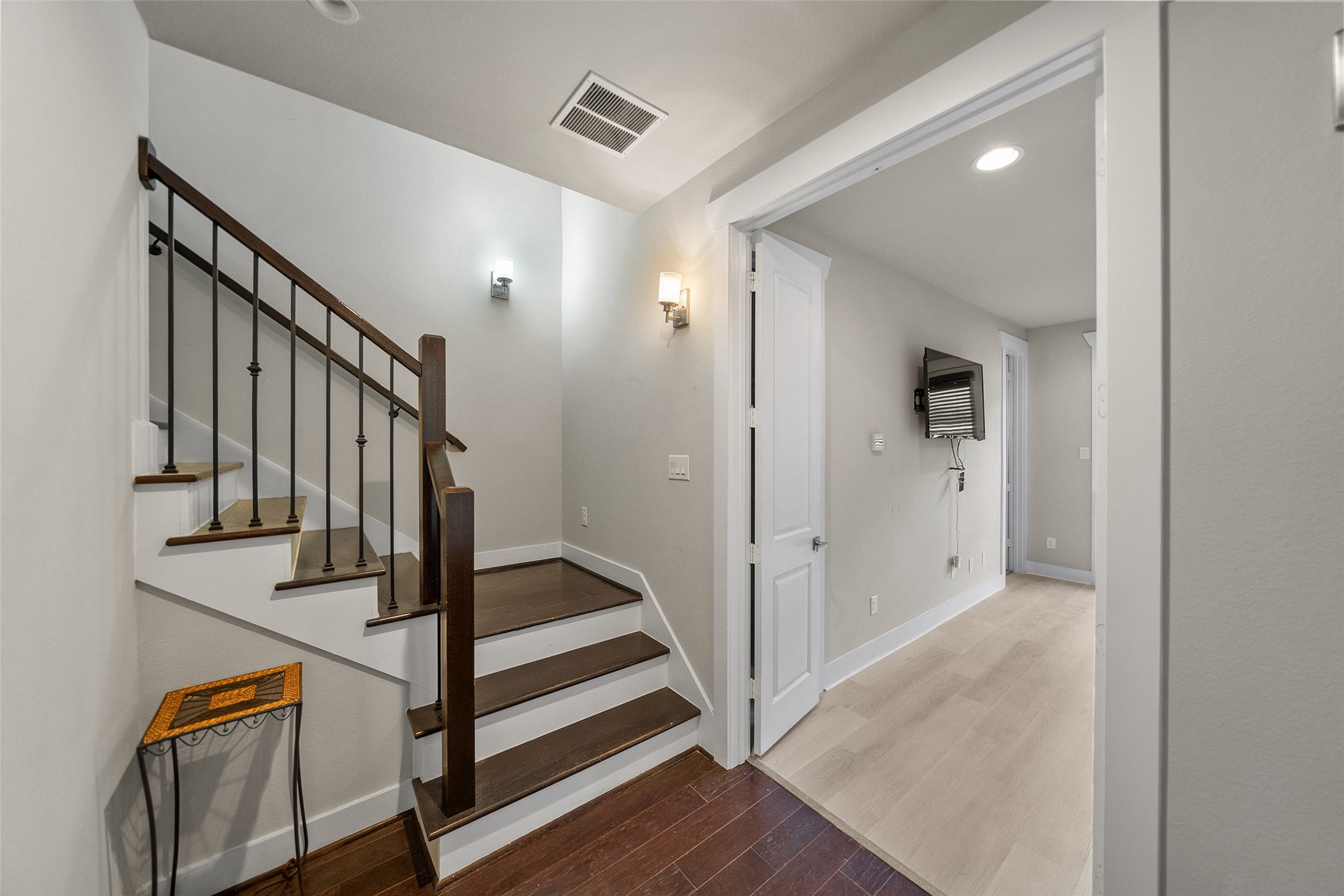 1107 West 16th Street Houston, TX 77008 - Photo 9 of 29