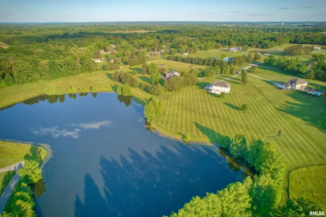 $599,000 | 6381 Tyner Lane, Marion, IL 62959